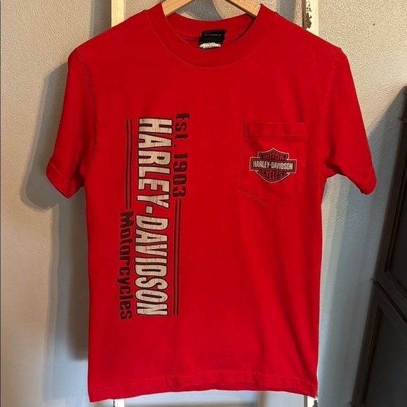 Harley-Davidson Tops - Harley-Davidson Red Short Sleeve T-shirt Sturgis South Dakota 2018